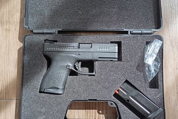 CZ P-10 M 9x19