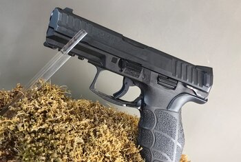 Pistolet H&K SFP-9 Kal. 9x19  Nr.218-027789
