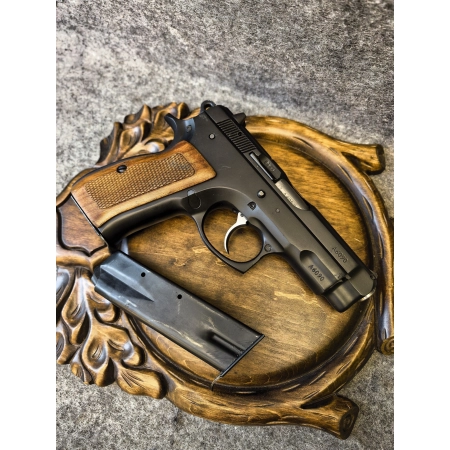 CZ 75 Compact 9x19 1993r.