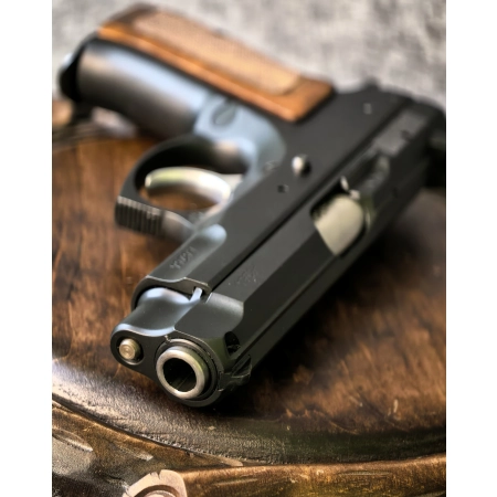 CZ 75 Compact 9x19 1993r.