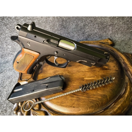 CZ 75 Compact 9x19 1993r.