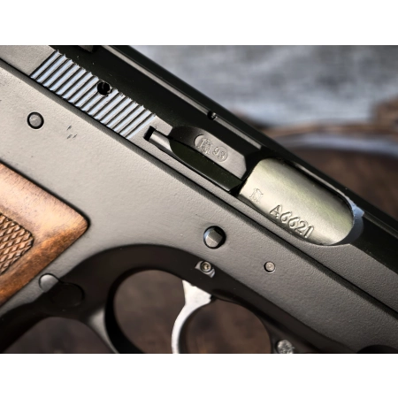 CZ 75 Compact 9x19 1993r.