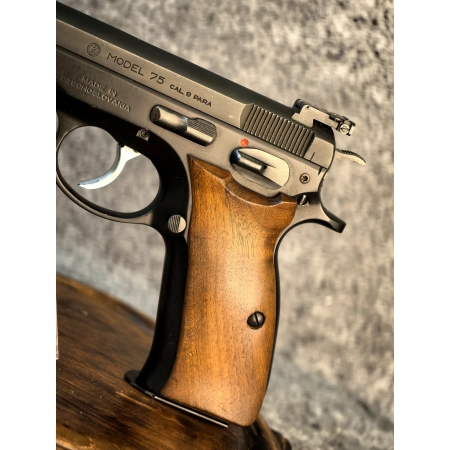 CZ 75 9x19 1992r.