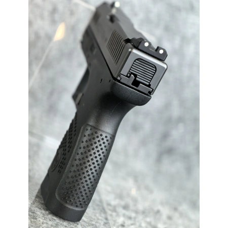 Pistolet CZ P-10 M kal. 9x19,