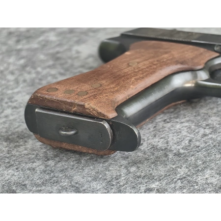 Zastava M57 7,62x25 (YugoTT) z 1970 roku