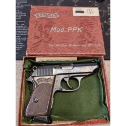 Walther PPK 7,65 Browning z 1965 roku.