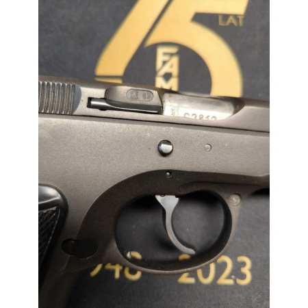 CZ 75 9x19 z 1989 roku