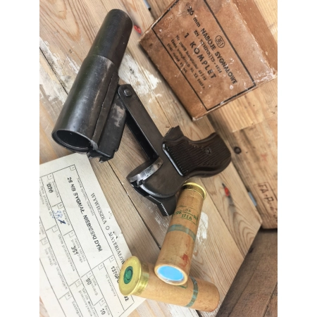 Pistolet sygnałowy wz. 44 kal. 26mm