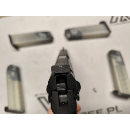 HK USP EXPERT 9x19 z 2007 roku