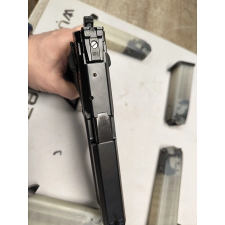 HK USP EXPERT 9x19 z 2007 roku